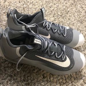NWOT NIKE BASEBALL CLEATS